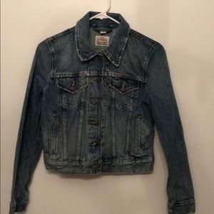 Levi’s denim jacket